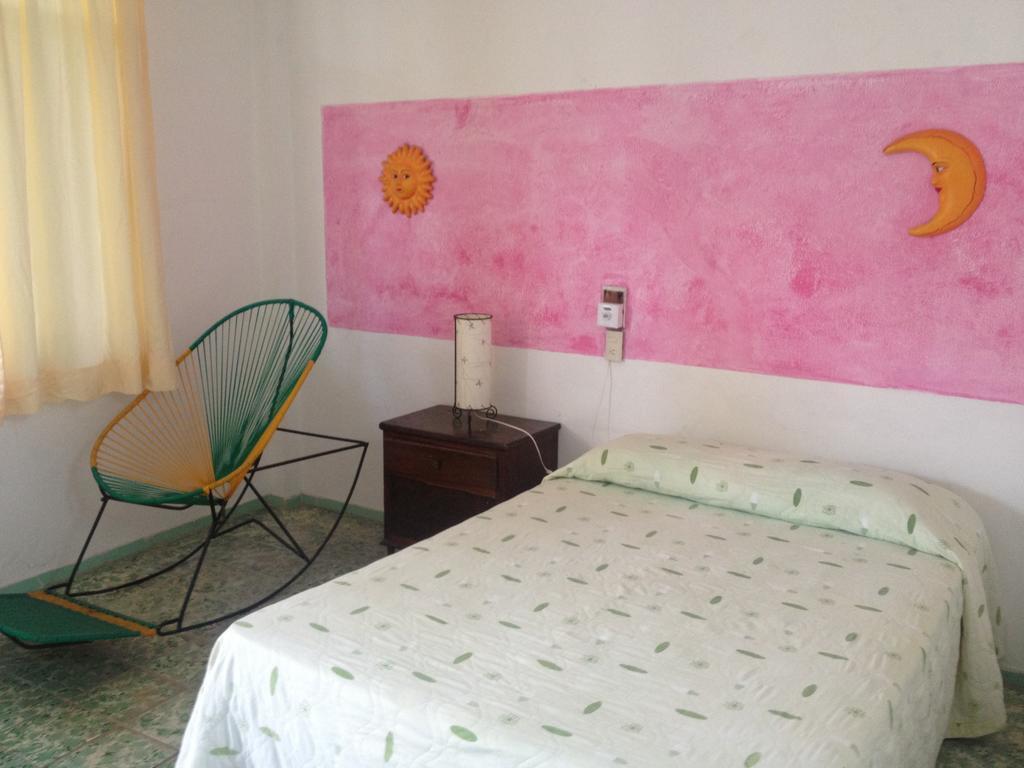 Hotel San Lorenzo Barra de Navidad Cameră foto