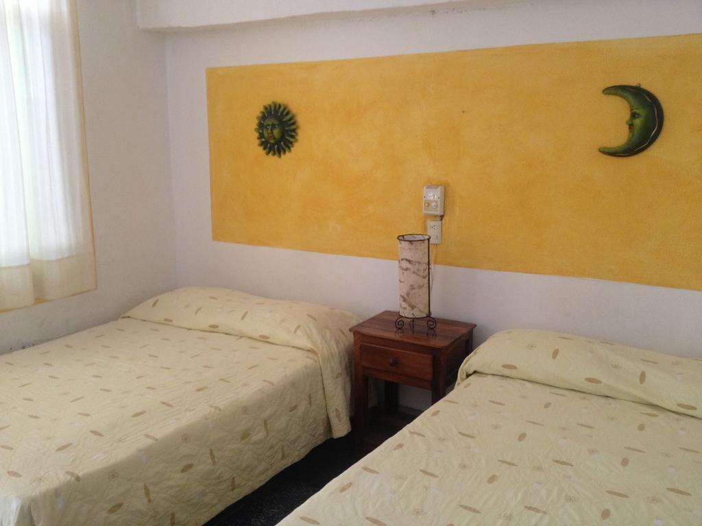 Hotel San Lorenzo Barra de Navidad Cameră foto